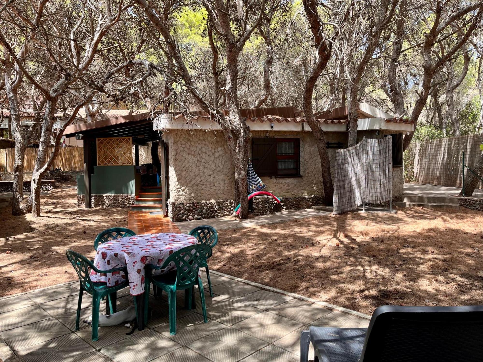 Rustico Porto Pino 30 Mt Dalla Spiaggia Bagian luar foto